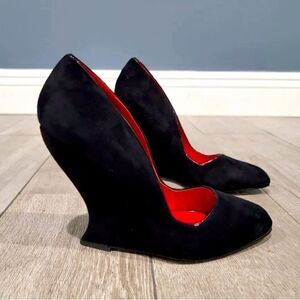 CHARLES JOURDAN Paris Eddie Black Suede Sculpted Wedge Heels 8 1/2 M